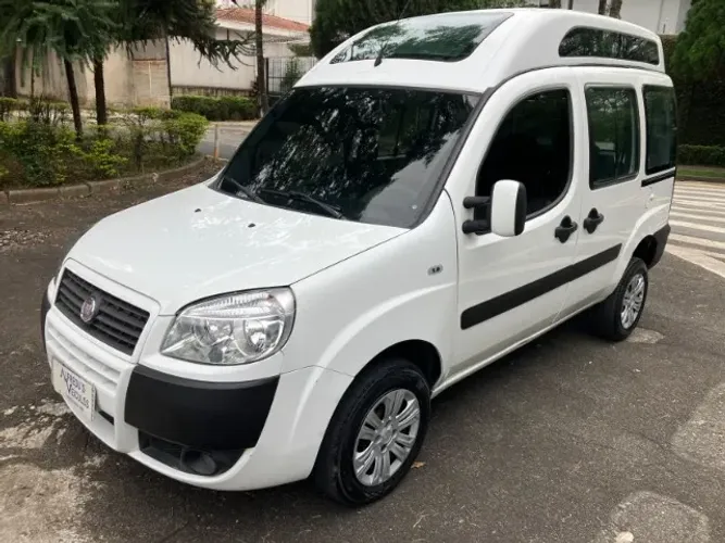 Fiat Doblo Essence 1.8 Flex 16V 5P 2013