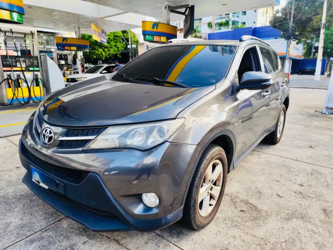 Toyota RAV4 2.0 4X2 16V Aut. 2014