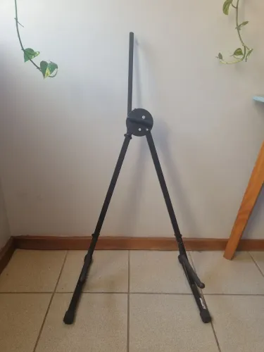 Suporte para violoncelo Saty