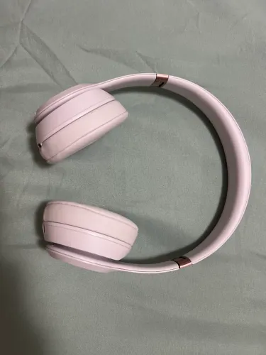Beats Solo 4