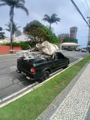 Carreto e mudanças entulhos