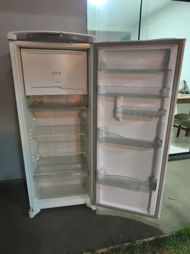 Geladeira Consul