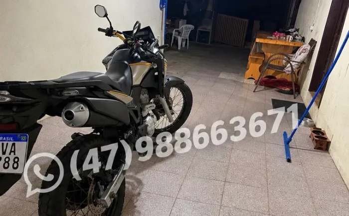 Xre 300 adventure abs
