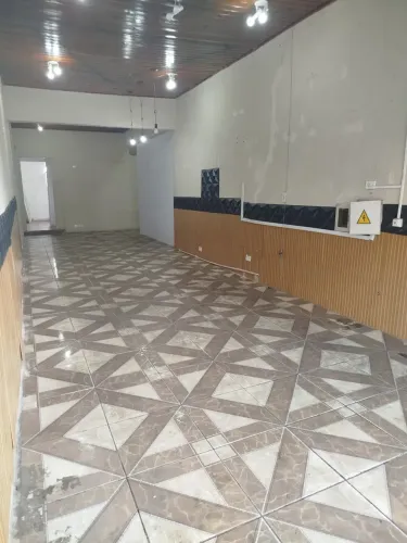 Salão comercial 60 m². Estrada da Fazendinha. Carapicuíba.