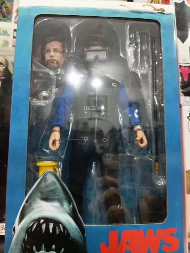 Tubarão Jaws Neca Clothed