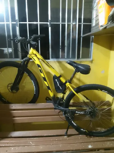 Vende-se bicicleta aro 20 valor 450