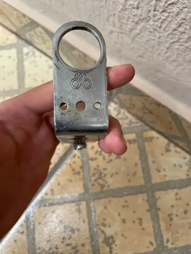 Suporte de cesta Monark