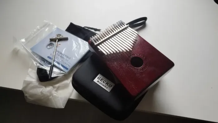 Kalimba Gecko K17M (17 teclas) completa
