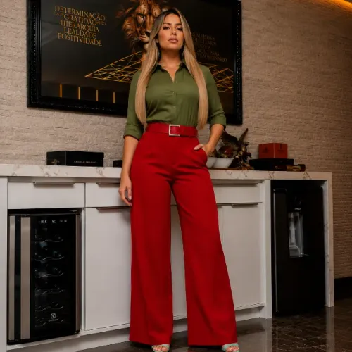 Look de Natal conjunto feminino calça e camisa Elegante