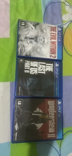 Jogos ps4  $80 cada  