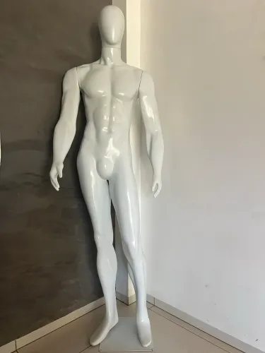 Manequim masculino 