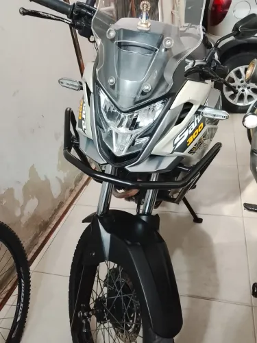 Sahara Adv, apenas 14 mil KM rodado.