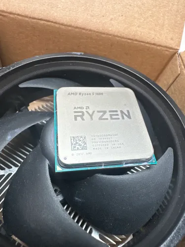 Processador AMD Rysen 5 1600 + cooler