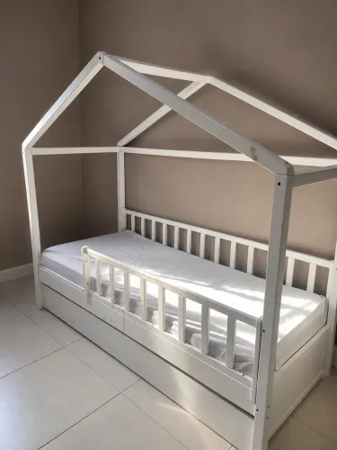Cama