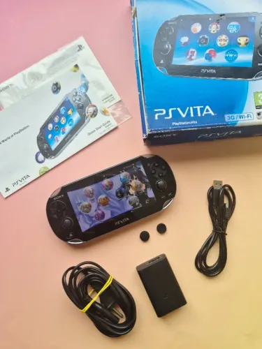PS Vita OLED Preto 8GB Completo na Caixa Com Jogos Instalados 