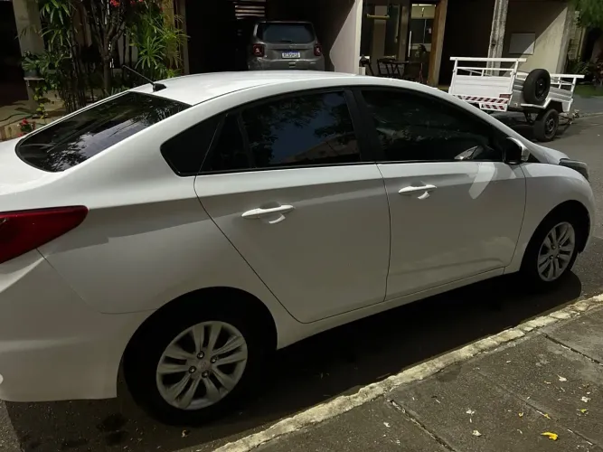 Hyundai HB20S C.plus/c.style1.0 Flex 12V Mec. 4P 2018