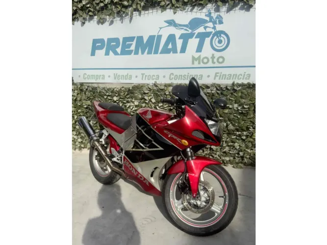Honda Cbr 450 sr 1990