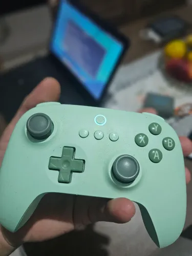 Controle Sem Fio 8BitDo Ultimate C 2.4G Wireless - Verde Menta (Semi-novo)