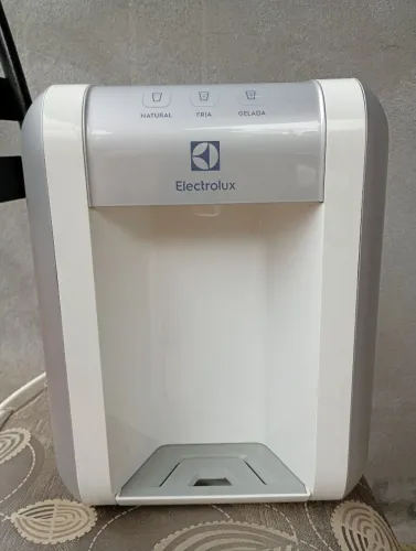 Purificador de água Electrolux (COM DEFEITO)