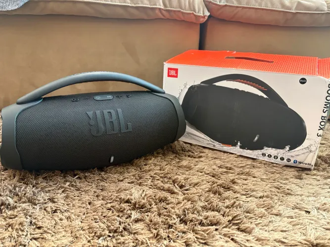 JBL boombox 3