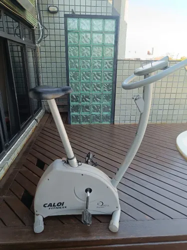 Bicicleta ergométrica Caloi fitness Cicle CL 206 P