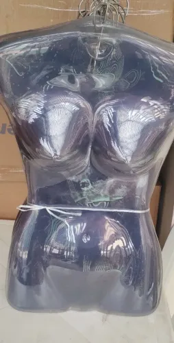 Cabides para loja 