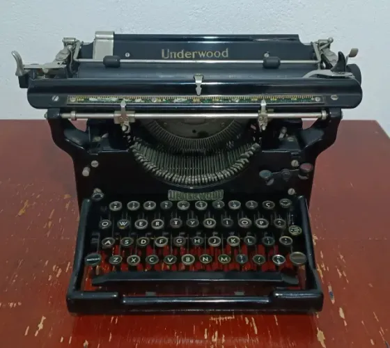 Máquina de escrever Underwood N3 (1920)