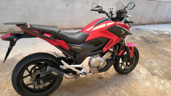 NC 700 x