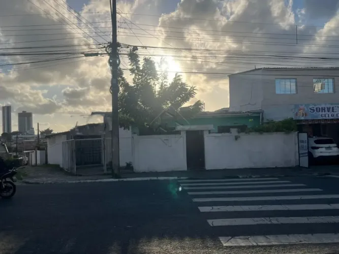 Casa a venda com 3 quartos, 2 suites em Mandacaru - Joao Pessoa/PB