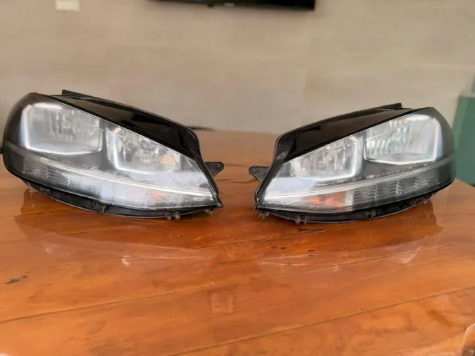 VENDO FAROL GOLF MK7