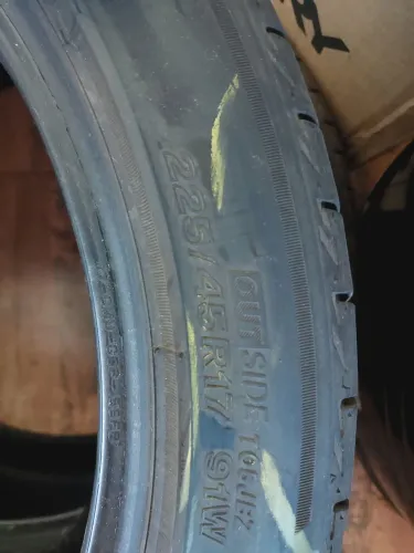 Pneu 17