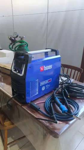Máquina de solda Boxer Migflex 160 BV (mig/tig/eletrodo) + Cilindro de gás argônio 10,9kg