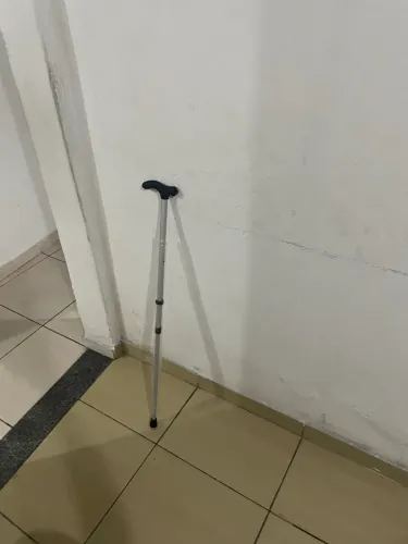 Bengala Ortopédica Regulável Nova e Pronta para Uso