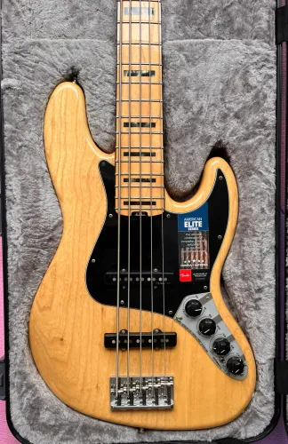 Contrabaixo Fender American Elite