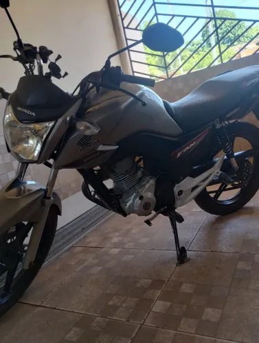 Vendo fan 160. Em perfeito estado de conservação