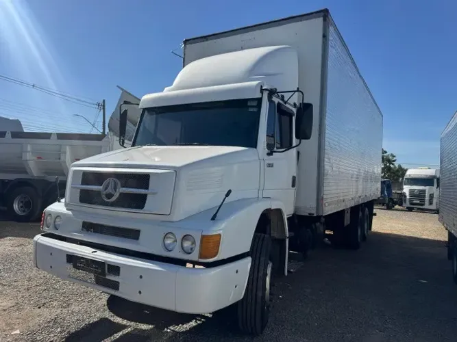MERCEDES 1620 BAU ANO 2004 DE BOMBA