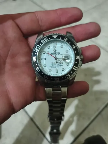 Relógiocopia Rolex sem pilha quebrou pino que fecha