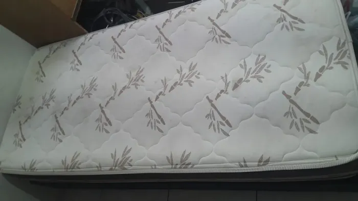 Cama box de solteiro
