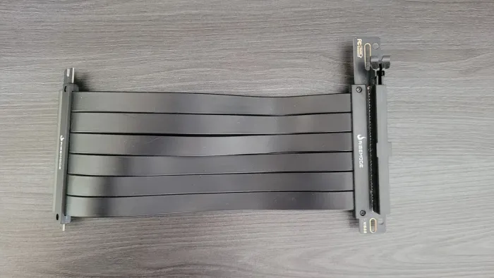 Cabo extensor PCI Express 3.0 x16 de 20cm Risemode