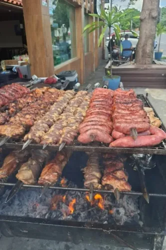 Churrasqueiro eventos -ORÇAMENTO SOMENTE  >71) 9_9_2_3_2-5_3_0_1