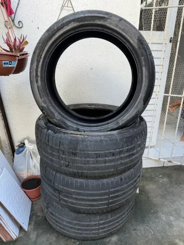 Pneu 245/45 R20