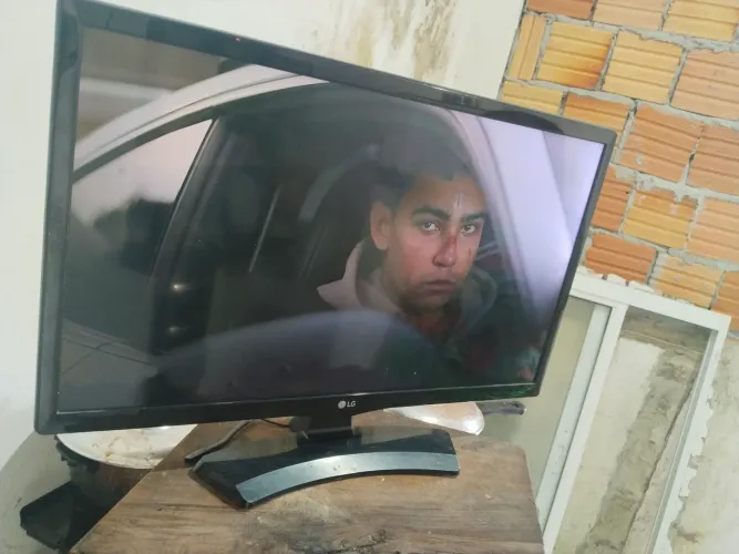 TV monitor