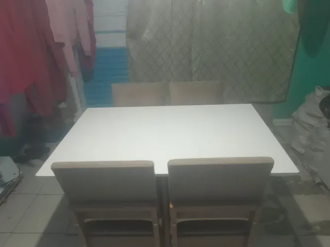 Vende-se jogo de mesa