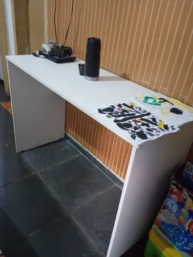 Vendo mesa estudo/multiuso