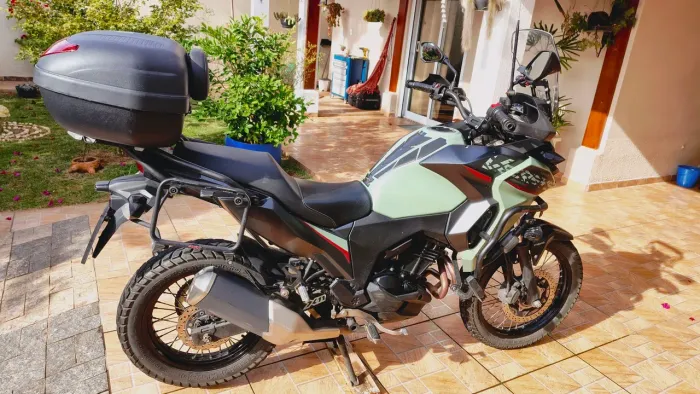 Kawasaki Versys-300 ABS 2024 completa