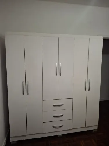 Guarda roupa zap *