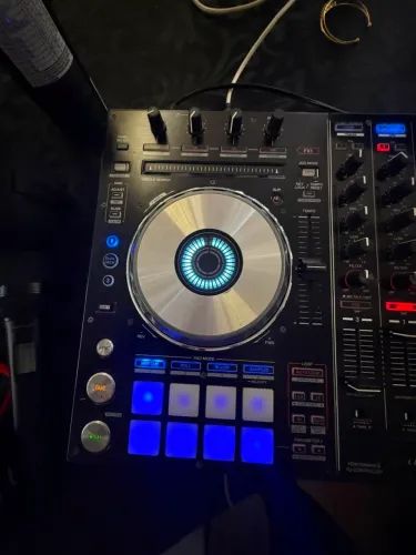 Controladora pioneer DDJ - SX 4 canais