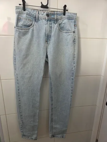 Calça Jeans azul clara