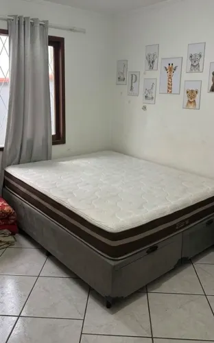 Cama casal colchão e base