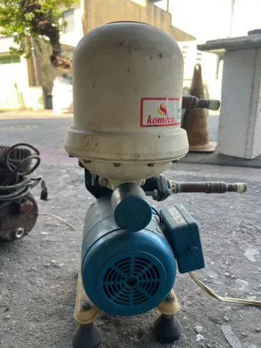 Pressurizador de água marca Komeco 